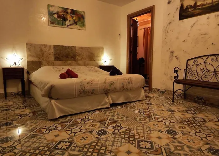 Ines וילה סווילאק